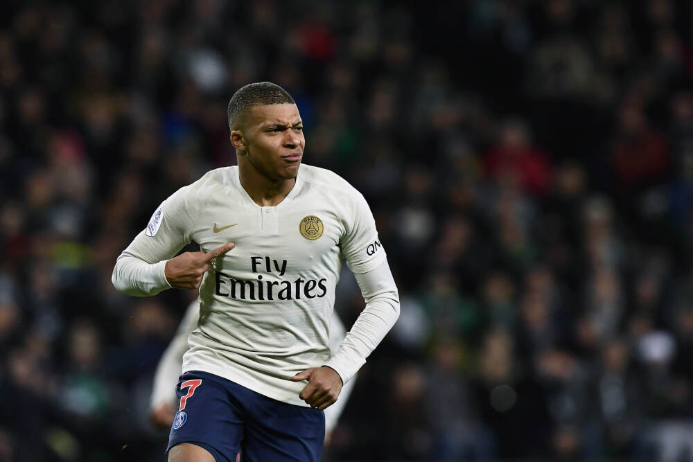 股市“剧本反转”真相：高科利好却跌停，投资者如何避开主力圈套